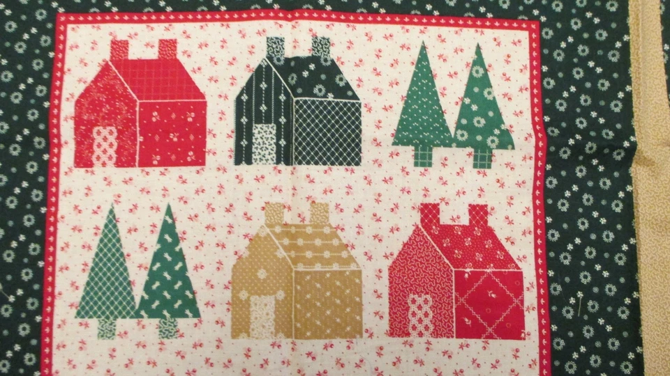 VTG Cranston Fabric Panels Christmas Homes Trees Home Sweet Home Red Green - Image 4 of 4