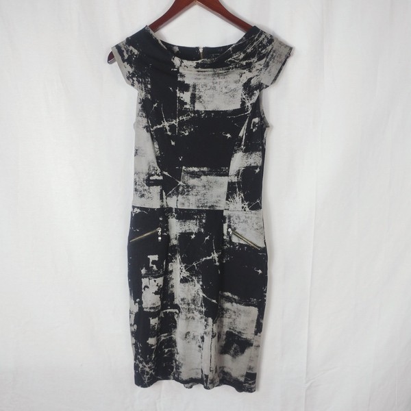 Cue In The City Dress Womens Size 8 Black Grey Fitted Sheath Bodycon Business