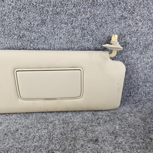 2004-2014 Nissan Titan Armada Sun Visor Passenger Right Side Beige Sunvisor OEM - Picture 3 of 9