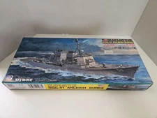 Skywave Pit Road 1/700 Scale Aegis Destroyer USS Arleigh Burke DDG-51
