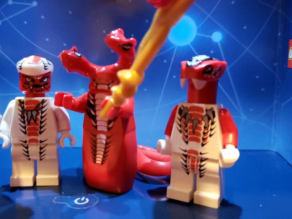 LEGO Ninjago Minifigura Lote Serpiente General FANGTOM Fangpyre Fangdam Fang-Suei Foto 2 de 4