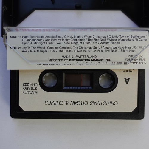 Christmas Organ & Chimes (Cassette) - Picture 2 of 2