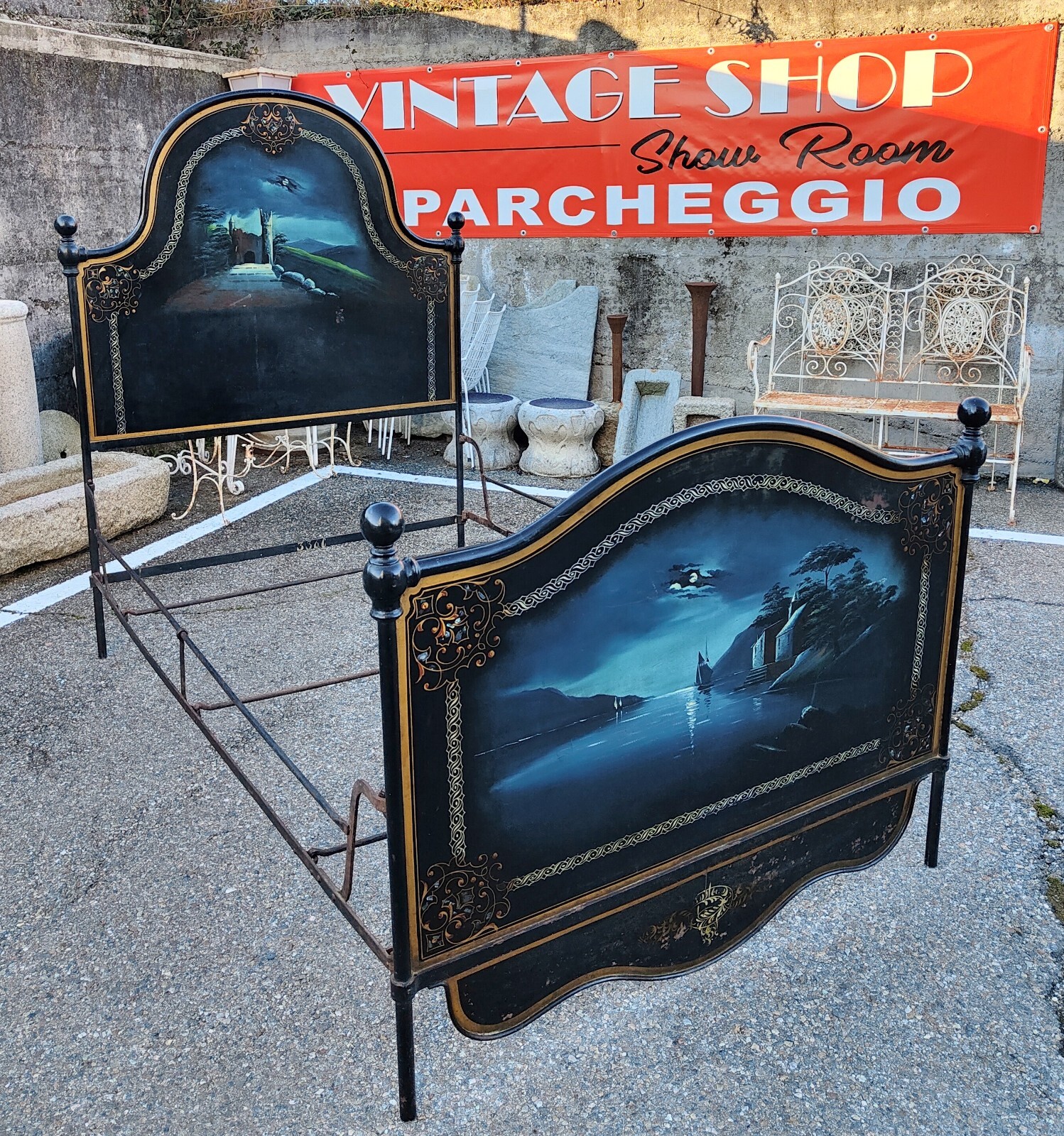 Foto 1 di 16