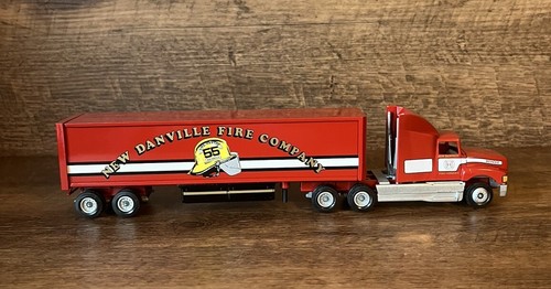 Camión fundido a presión WINROSS nuevo Danville Fire Company caja original bonito coleccionable - Imagen 5 de 11