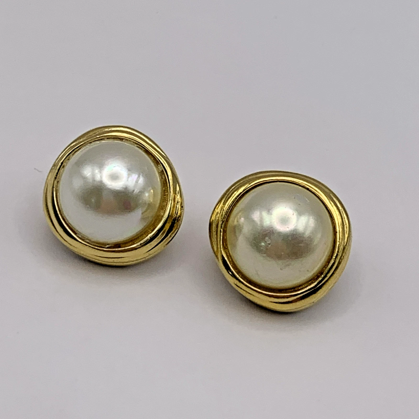 Boucles d'oreilles cabochon perle ton or Christian Dior 1552