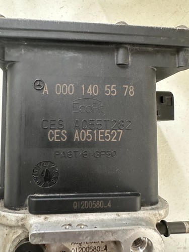 ✅FREIGHTLINER CASCADIA Detroit Diesel EcoFit DEF Pump P/N: A 000 140 55 78✅ - Picture 3 of 13