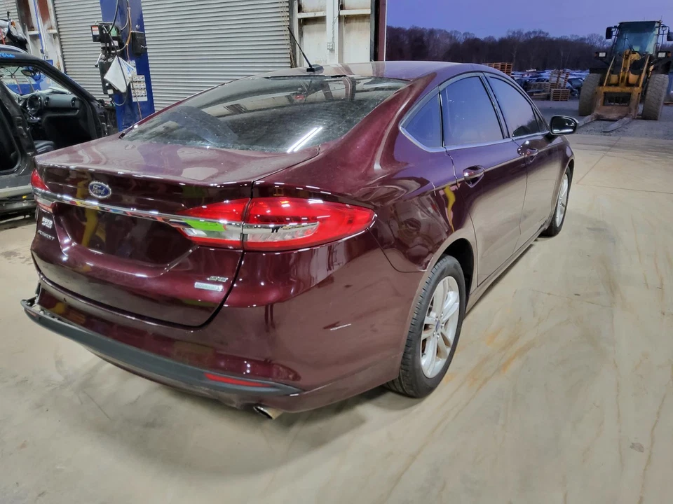 Used Speedometer Gauge fits: 2018 Ford Fusion cluster MPH ID JS7T-10849-GA Grade - Imagem 2 de 4