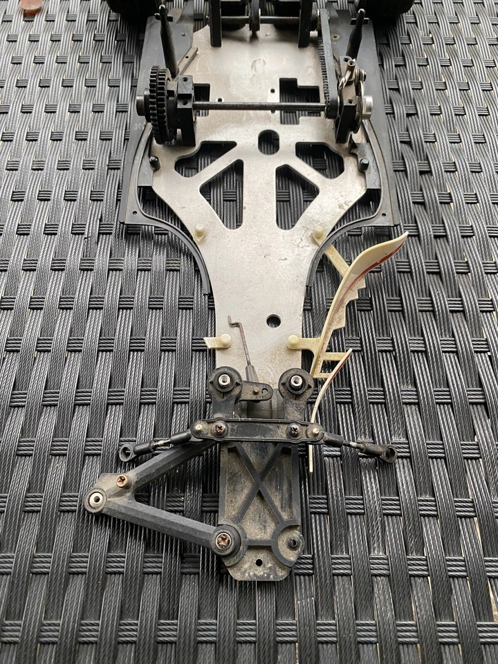 Ferrari F1 2004 Kyosho 1:8 De Agostini - Immagine 2 di 4