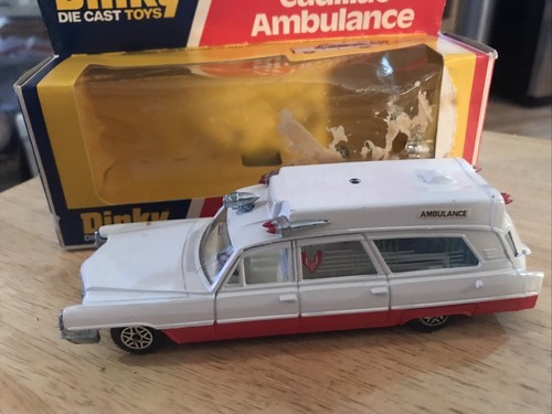 Vtg Dinky Die-Cast Superior Cadillac Ambulance With Original Box 1977 US Shipper - Picture 15 of 16