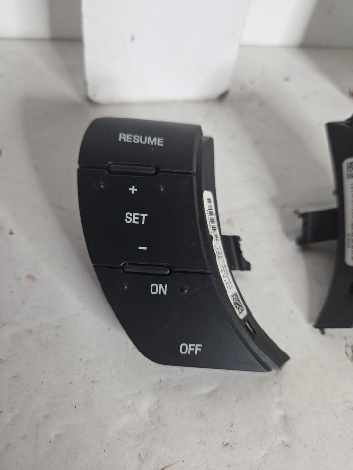 OEM 2005-11 Lincoln Town Car Steering Wheel Cruise Control & HVAC ...