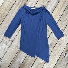 Fig Women's Blue Asymmetrical Hem 3/4 Sleeve Top Size M