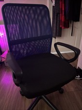 Desk Chair with Arms Adjustable Padded Bedroom Chair on Wheels Mesh Swivel