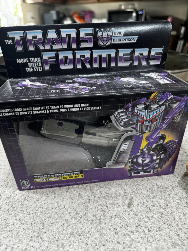 Reissue g1 atrotrain still sealed & g1 skyhopper. - Image 2 of 4