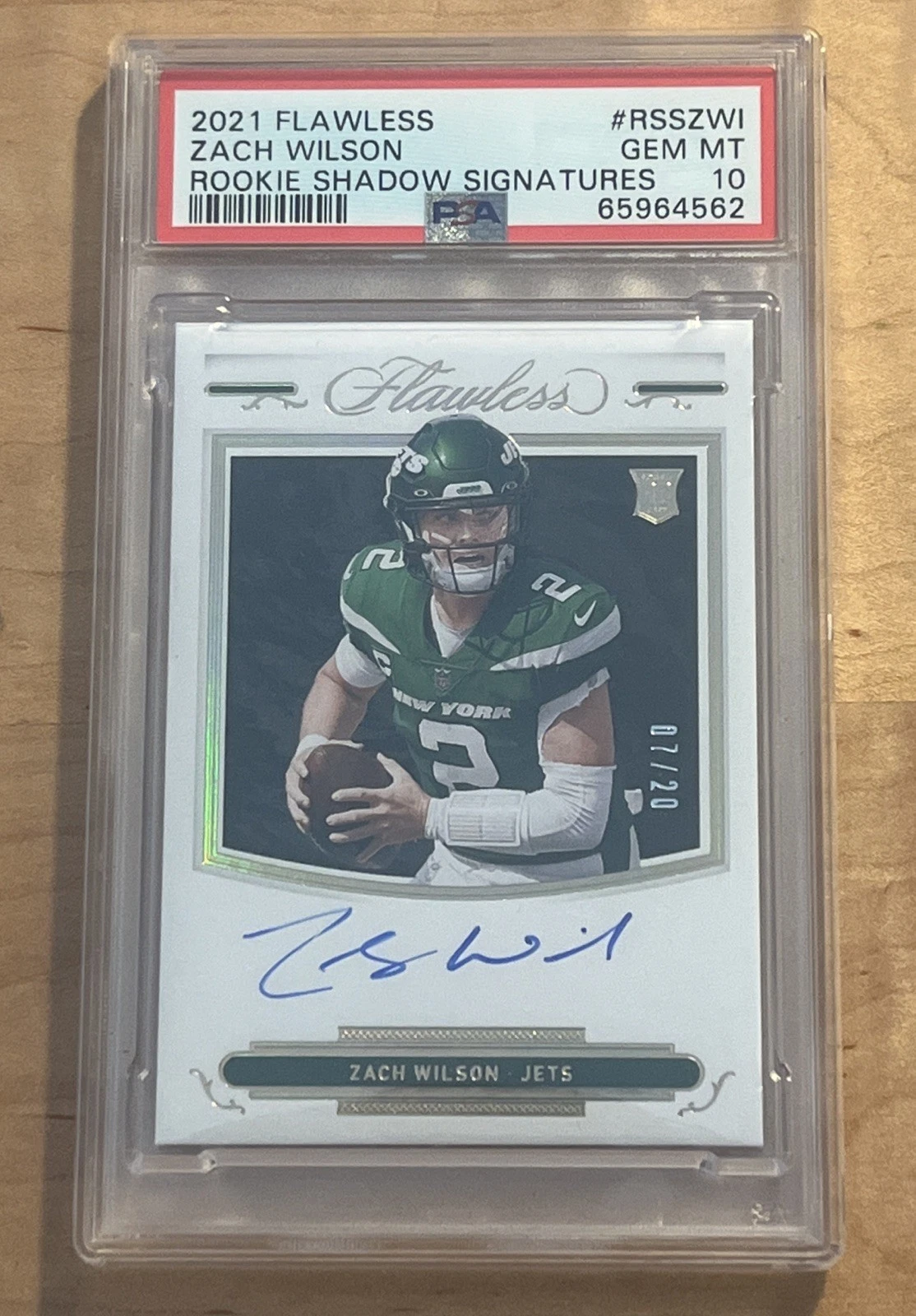 Zach Wilson Panini Flawless Rookie Shadow Signatures #RSSZWI Base