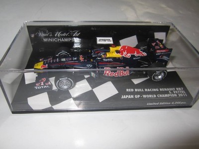 ミニチャンプス 1/43 Redbull 2009/2010/2011 PMA Minichamps 1 43 Red Bull RB7 2011 Japan GP World