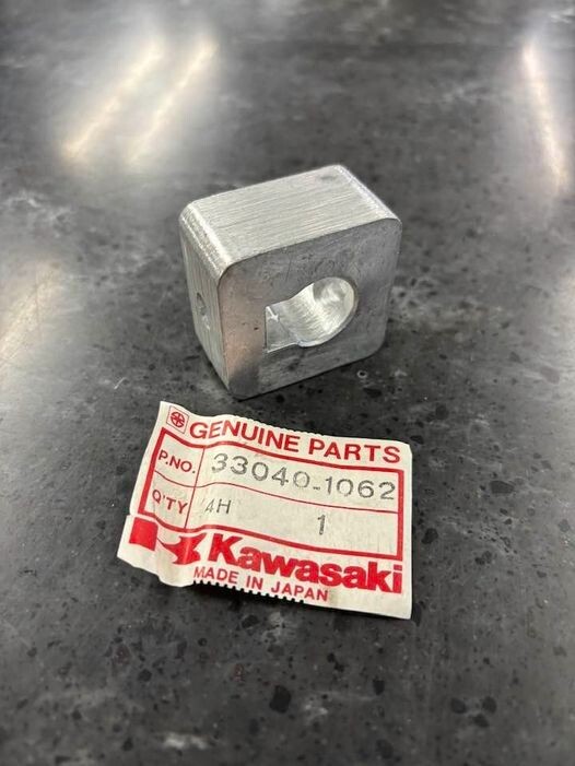 セット 1990-1993 Kawasaki ZX600 Ninja ZX-6 Inside Chain Adjuster