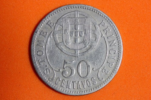 1928 St. Thomas & Prince Island 50 Centavos Nickel-Bronze Coin #M16122 - Foto 1 di 2