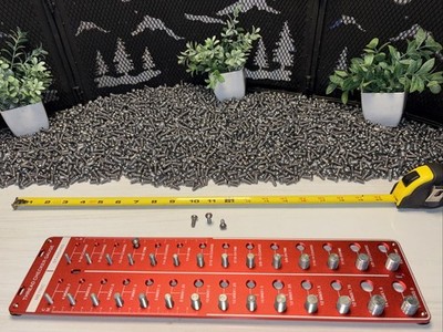 3,800 QTY! HUGE LOT- Torx Pan Head 10-32 x 1/2 Long Thread Rolling Panel Screws