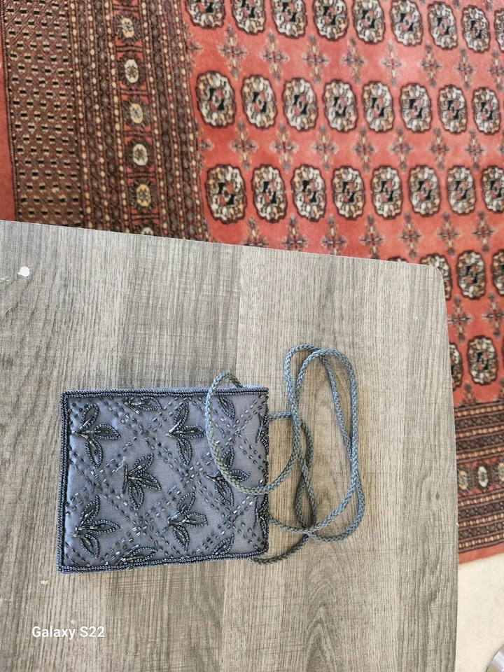 Beaded Sequin Embroidered Floral Design Purse Clutch Evening Bag y2k trending - Image 3 of 4