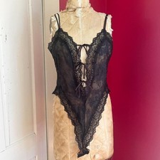 Vintage 1980s VS Gold Label Romantic Black Lace Deep V Tie Bow Bodysuit Size M