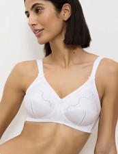 Triumph Doreen Cotton UK 38DD Non Wired Full Cup Good Support White Bra