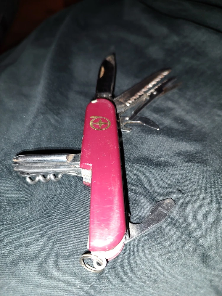 multi tool knife Scissors Saw T Pick Tweezers China.