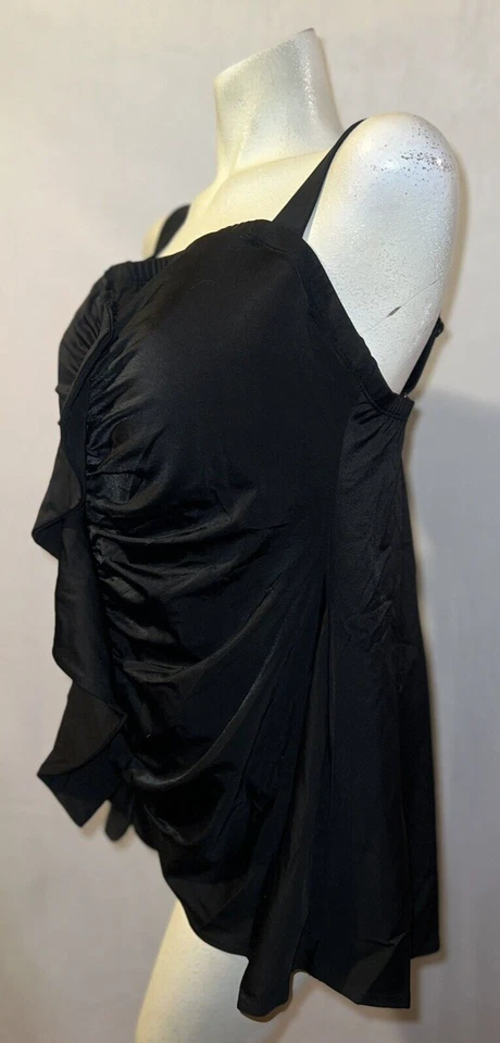 Nuevo Traje de baño AVENUE para mujer talla 22 negro con volantes Traje de baño Vestido Nuevo con etiquetas Foto 3 de 4