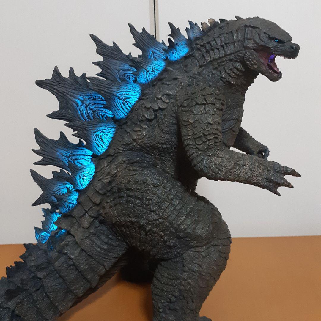 Picture 2 of 10