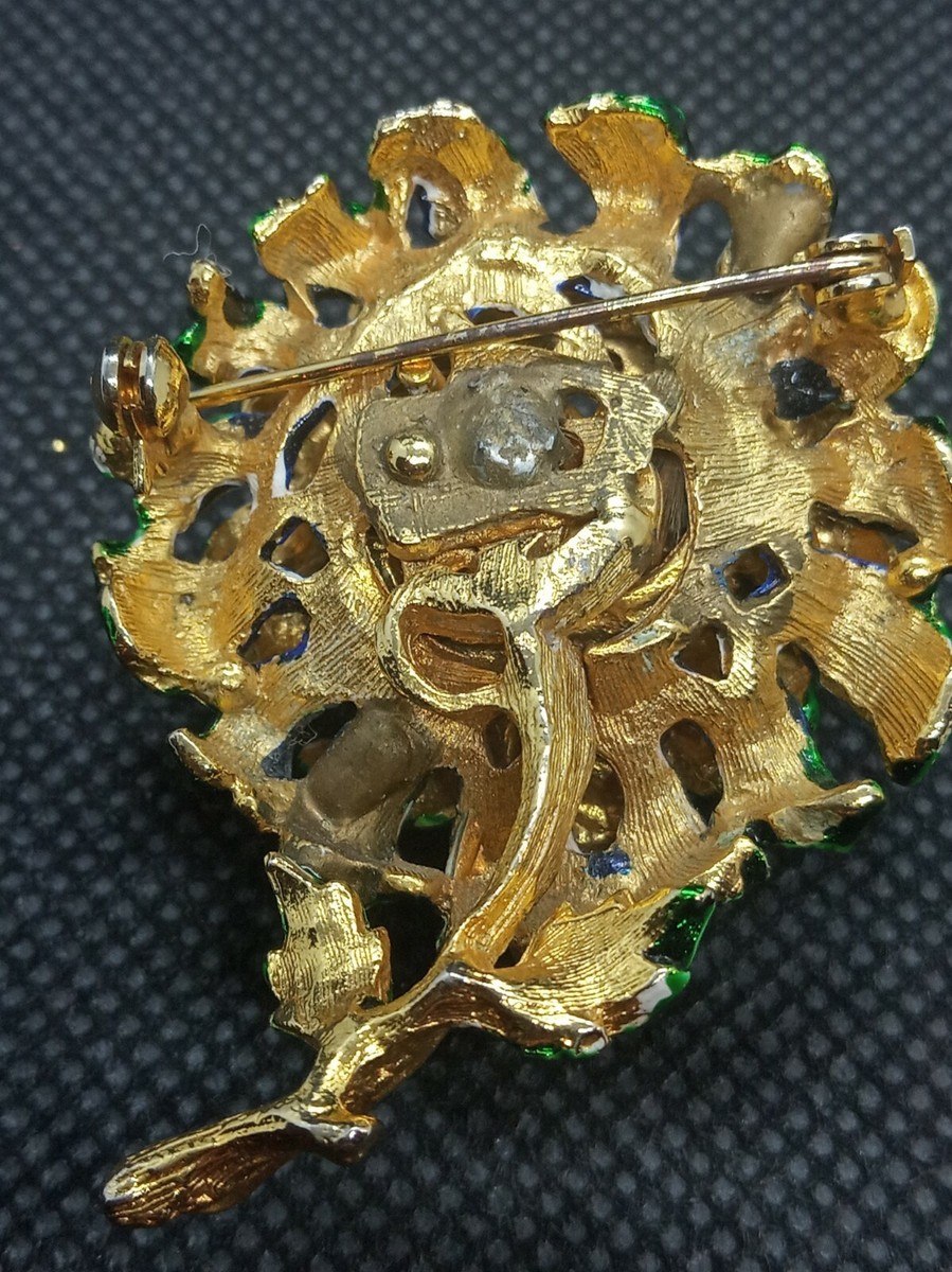 Ancienne belle broche en métal doré, émaillée, Orena, vintage