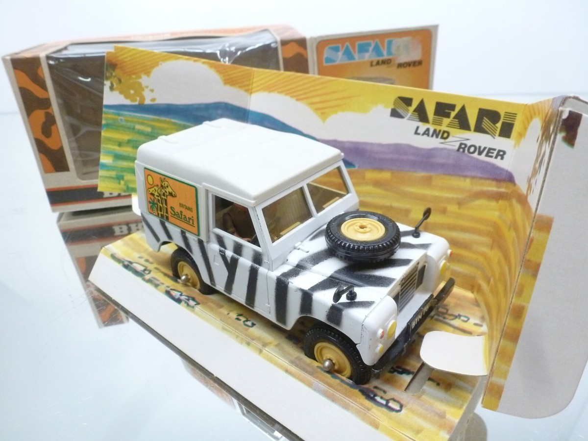 ミニカー BRITAINS 9594 SAFARI LAND ROVER ZEBRA BRITAINS 9594 SAFARI LAND ROVER ZEBRA STRIPE - VERY RARE -1:32