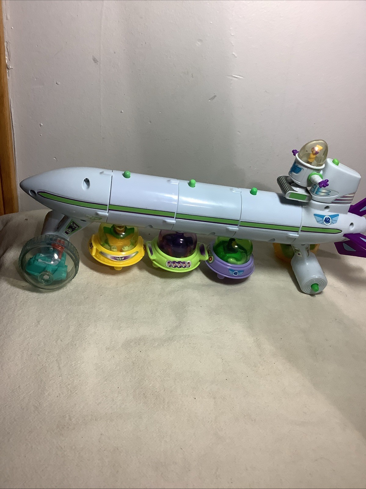 Picture 3 of 18