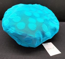 Unused DOTBERETHAT Model PUT ON