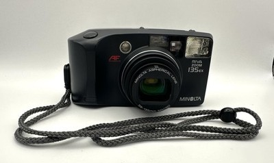 Minolta Riva Zoom 135EX 35mm Filmkamera   Top Zustand & Getestet + Batterien
