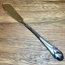 Set of 4 Mikasa Sweet Pea Gerald Patrick Japan 7 1/4" Master Butter Spreader