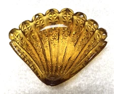 Stunning Amber Glass Fan Seashell Very Textured Open Salt Dip 3.5 x 3 1/8 x 5/8"