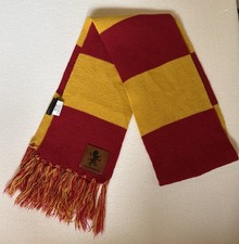 Harry Potter Gryffindor Scarf - FULL SIZE - HARRY POTTER OFFICIAL Leather Sigil