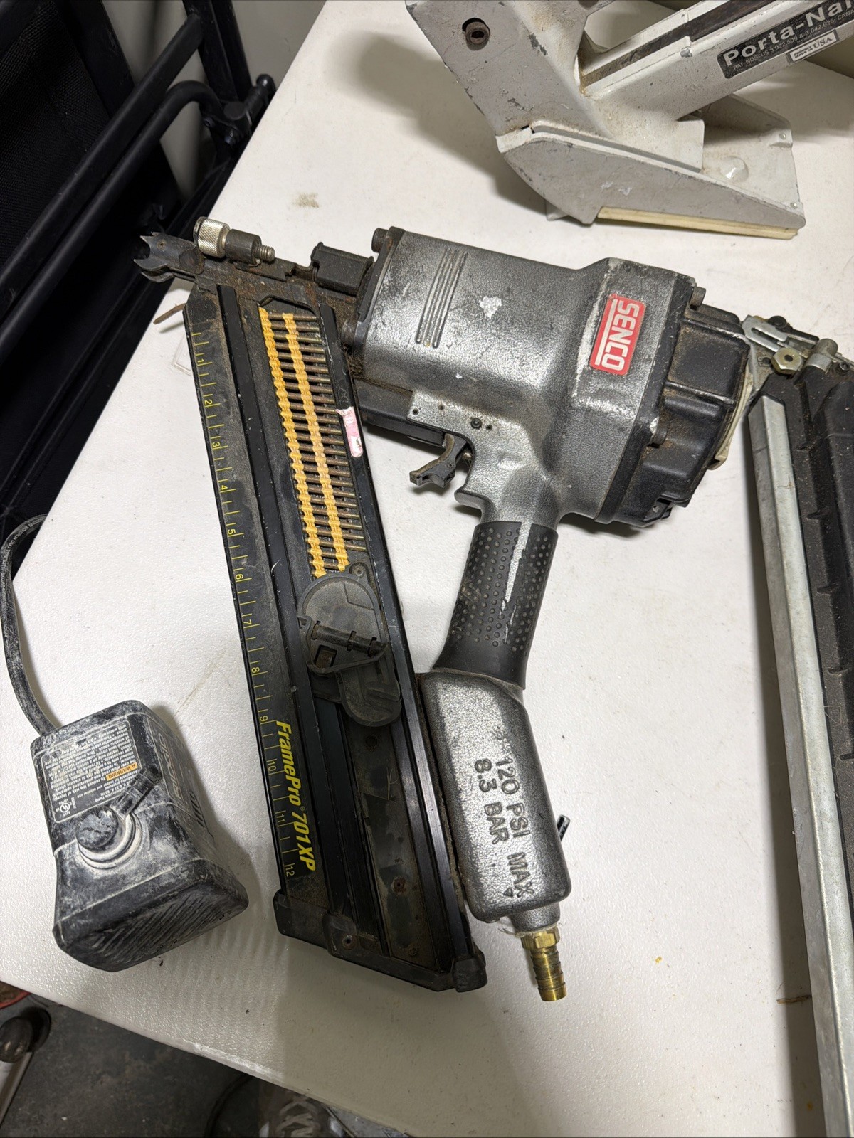 Senco FramePro 701XP Framing Nail Gun Nailer