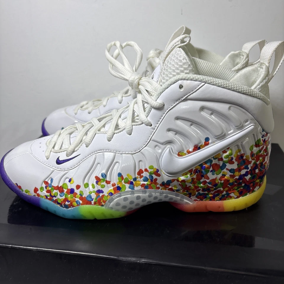 NIKE LITTLE POSITE PRO GS, TALLA 6.5Y (8W), GUIJARROS AFRUTADOS, 644792 101 Foto 3 de 4