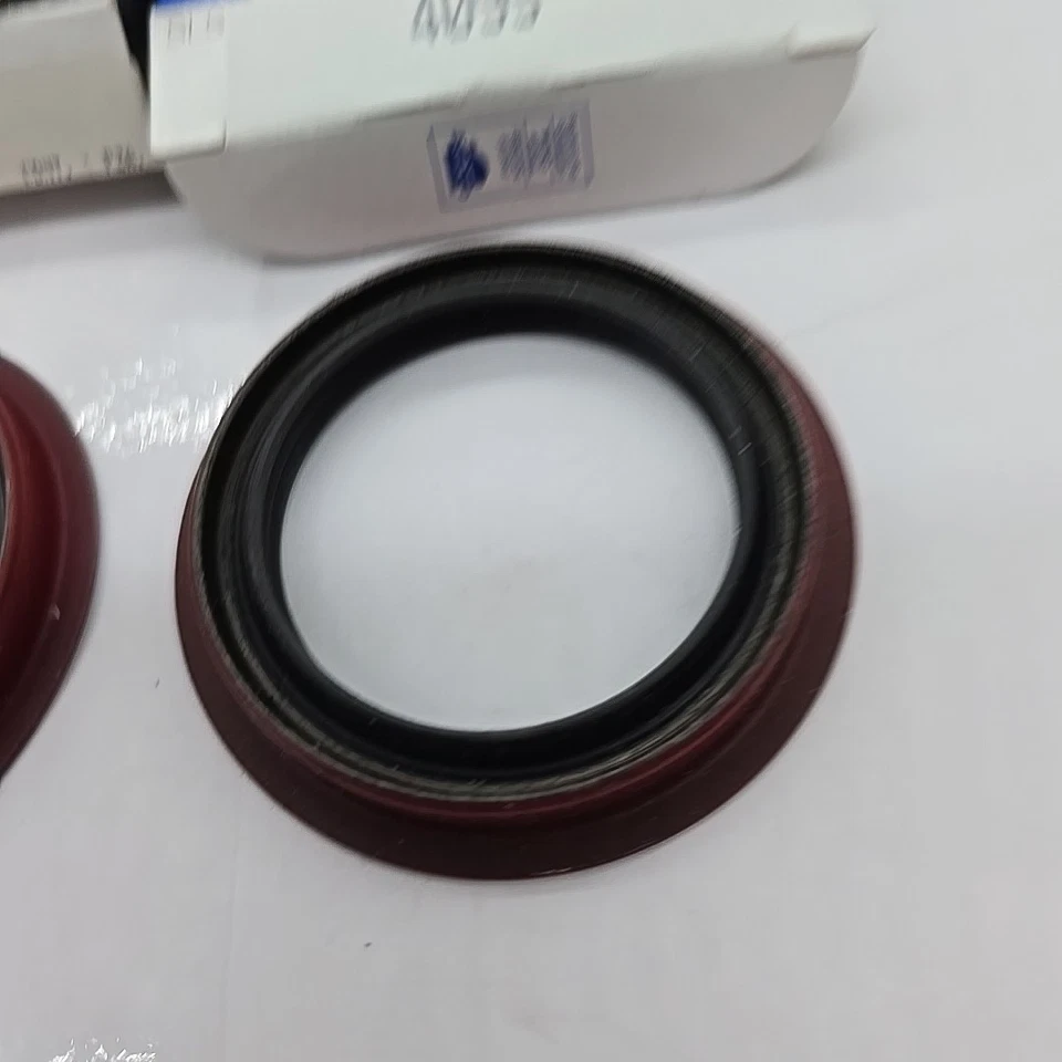 Par (2) de sellos de rueda National 4099 Foto 3 de 4