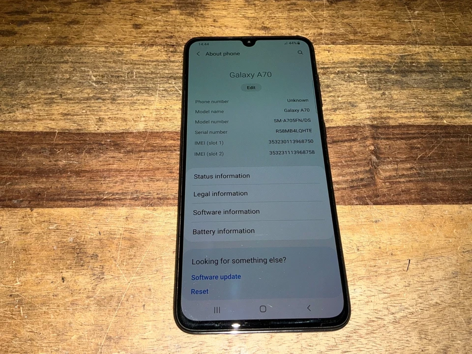 Samsung Galaxy A70 · 128GB, photo 3 of 4
