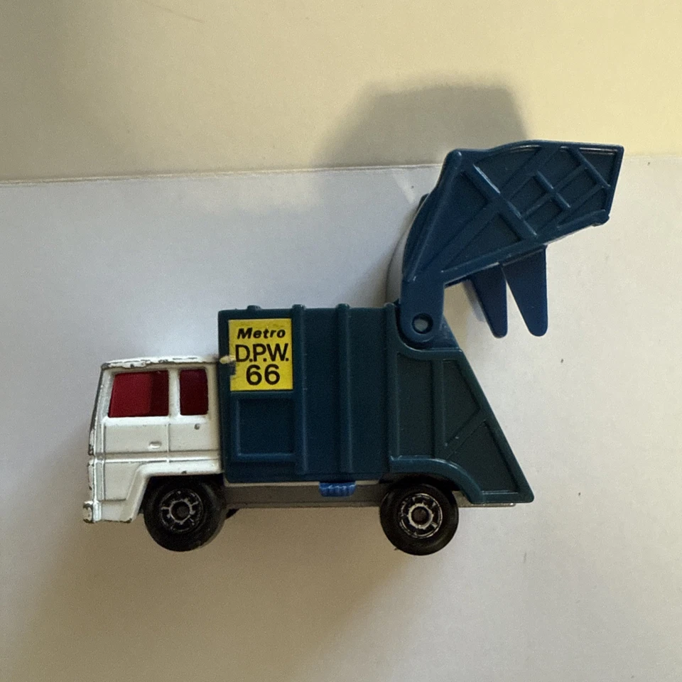 Matchbox Superfast Refuse Truck #36 Vintage 1979 Lixo Diecast DPW66 - BOM - Imagem 3 de 4