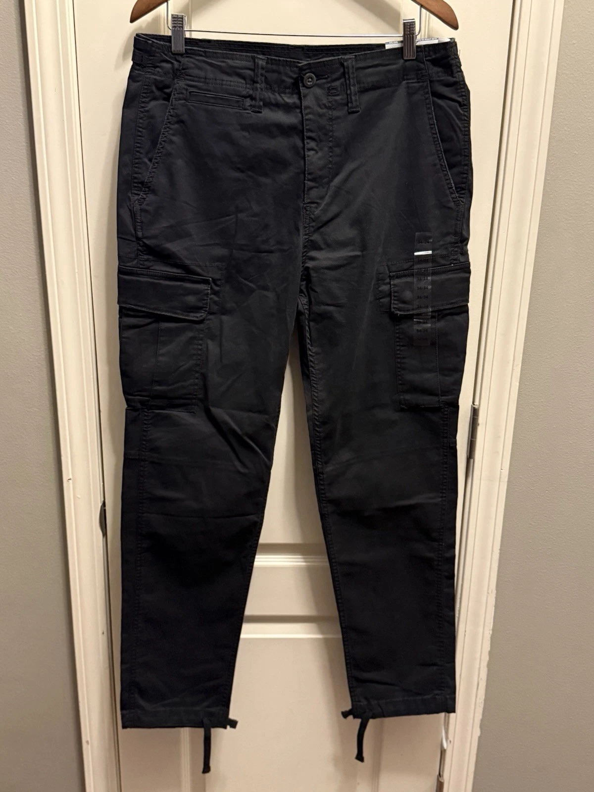 American Eagle Slim Fit Lived In Cargo Pants Mens Size 34x34 Black Flex NWT