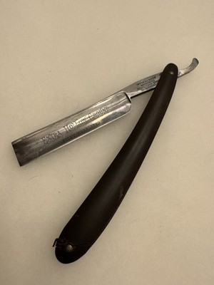 18 Imperial Razor Warranted Registered 20507, Germany,  cracked scale 