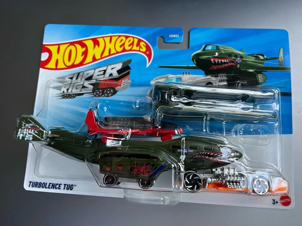 Hot Wheels Super Rigs TURBOLENCE TUG Military Shark Plane