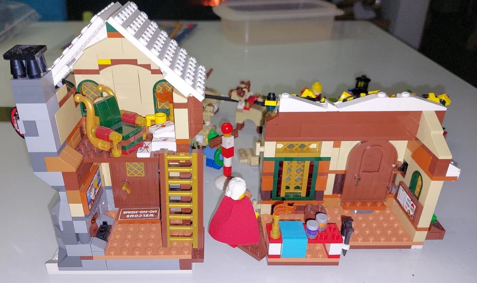 LEGO 10245 Santa's Workshop, Foto 2 von 5