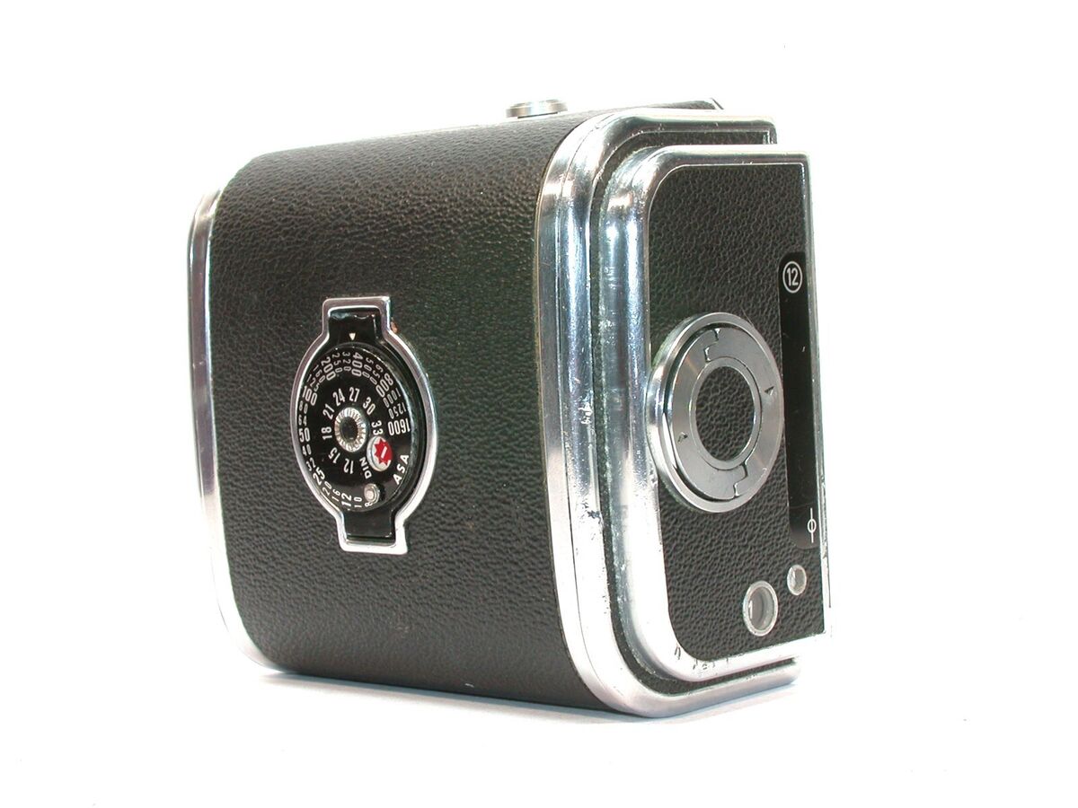 Vintage Hasselblad 12 Exposure Film Magazine with Matching Vintage Hasselblad 12 Exposure Film Magazine with Matching