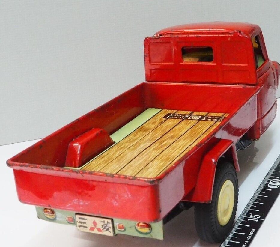 Bandai Tin Toy Mitsubishi auto 3 wheel Dump Truck Red Bandai Tin Toy Mitsubishi auto 3 wheel Dump Truck Red