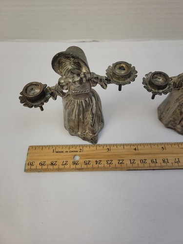 Antiguo candelabro Mary Gregory peltre dama vestido mesa cena miniatura 4" - Imagen 3 de 12