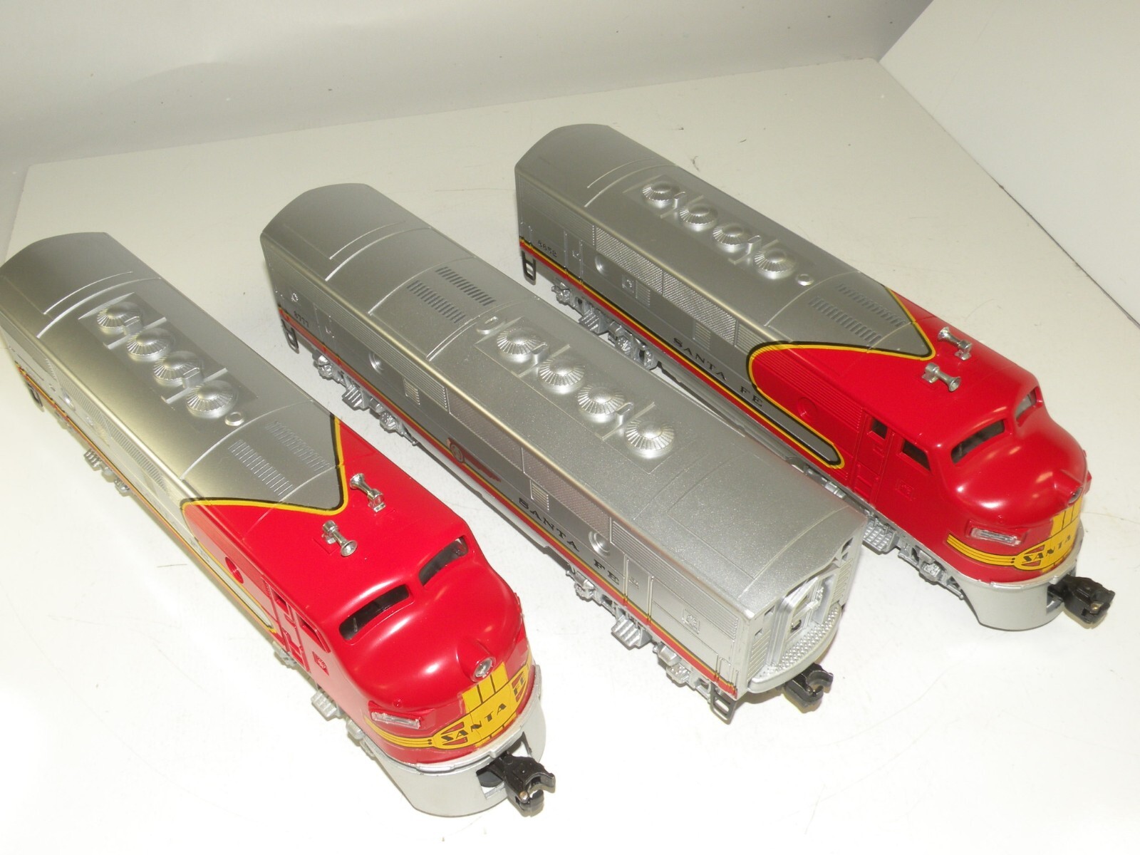 lionel-6-8652-8653-8777-atsf-santa-fe-f3-aba-diesel-locomotives-c8-1976