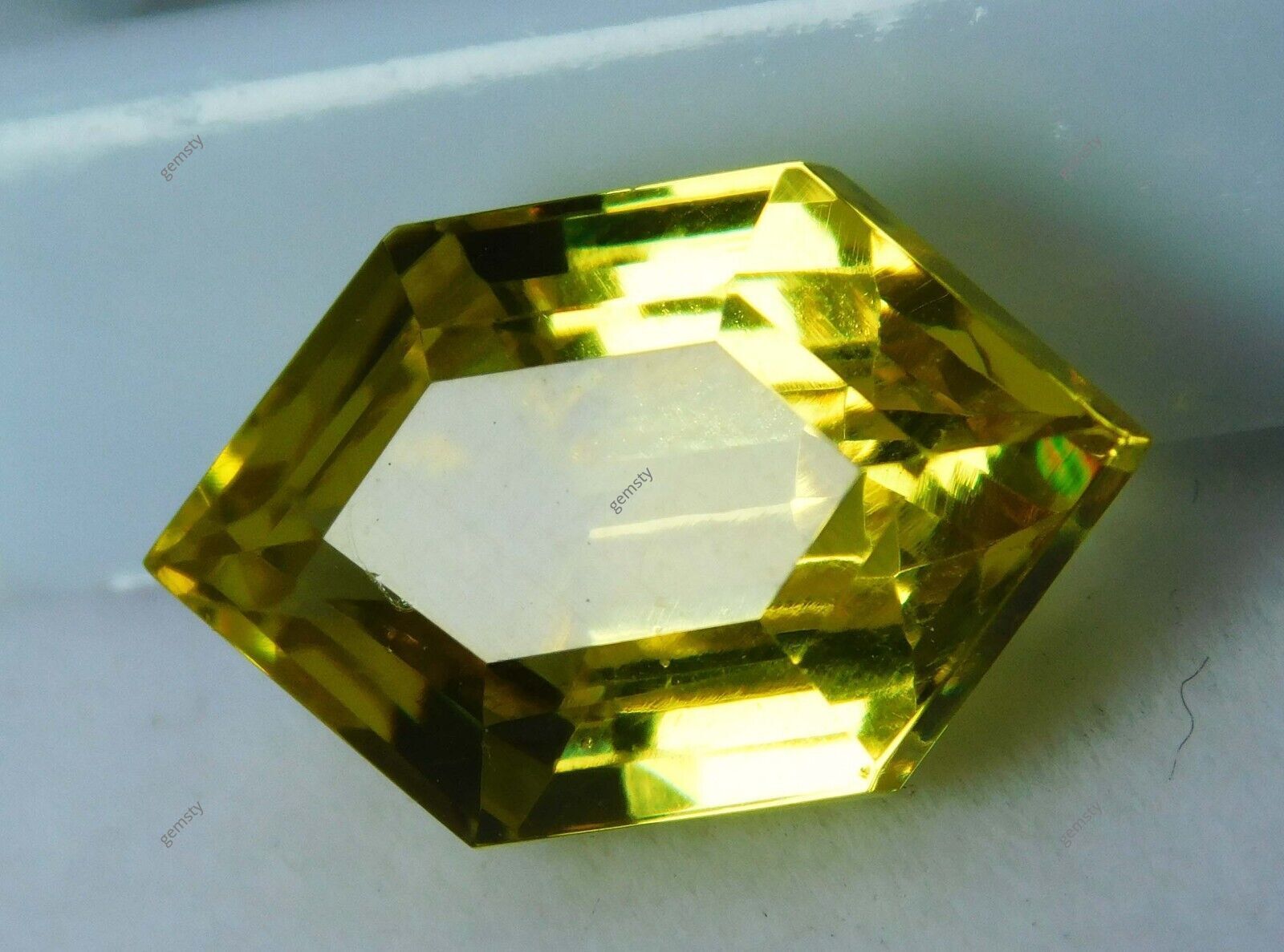 9.50 Ct Certified Natural Yellow Sapphire Loose Gemstone Fancy Cut-image